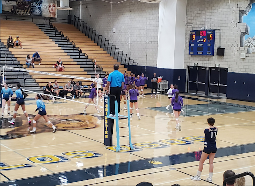 The girls varsity volleyball team defeats Los Osos on Wednesday, Sept. 14, 2022 at Los Osos.