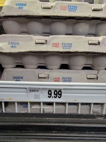 Egg prices reaching up to 10 dollars on Stater Brothers shelves 