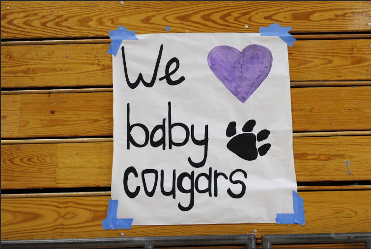 ASB makes signs to welcome the incoming freshman, class of 2029