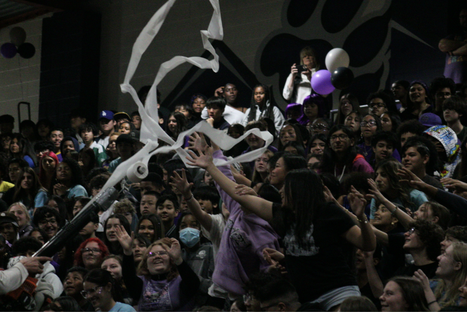 RCHS leader ship programs and staff fire up future RCHS students.